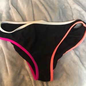 Full coverage bikini bottoms.